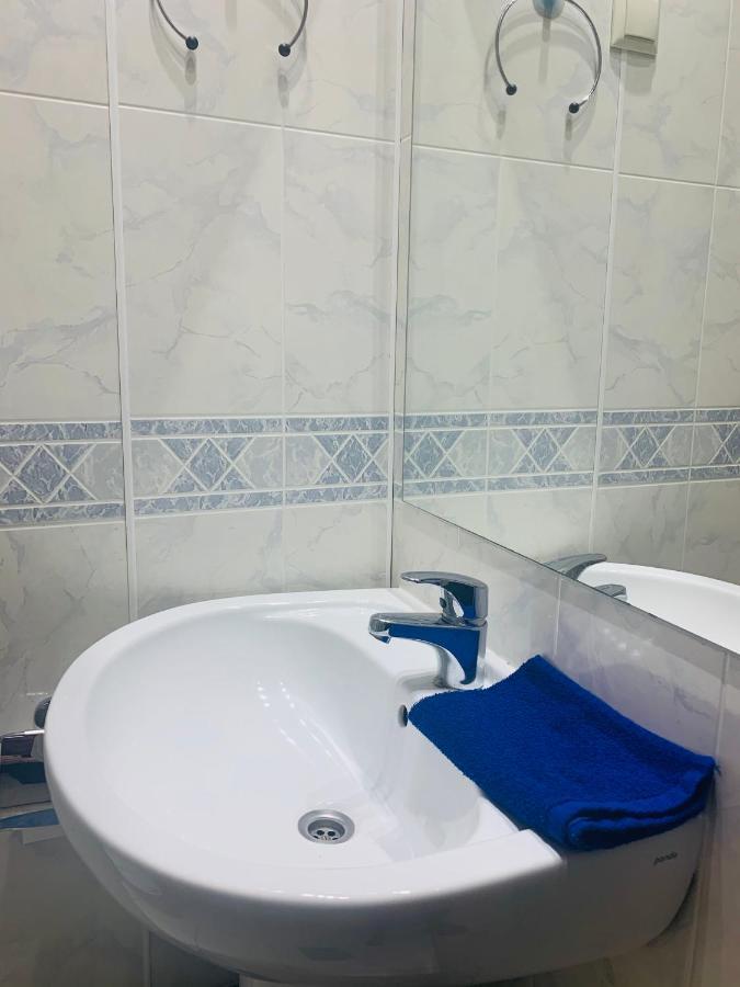 Classic Family Room,1156901073:JPEG