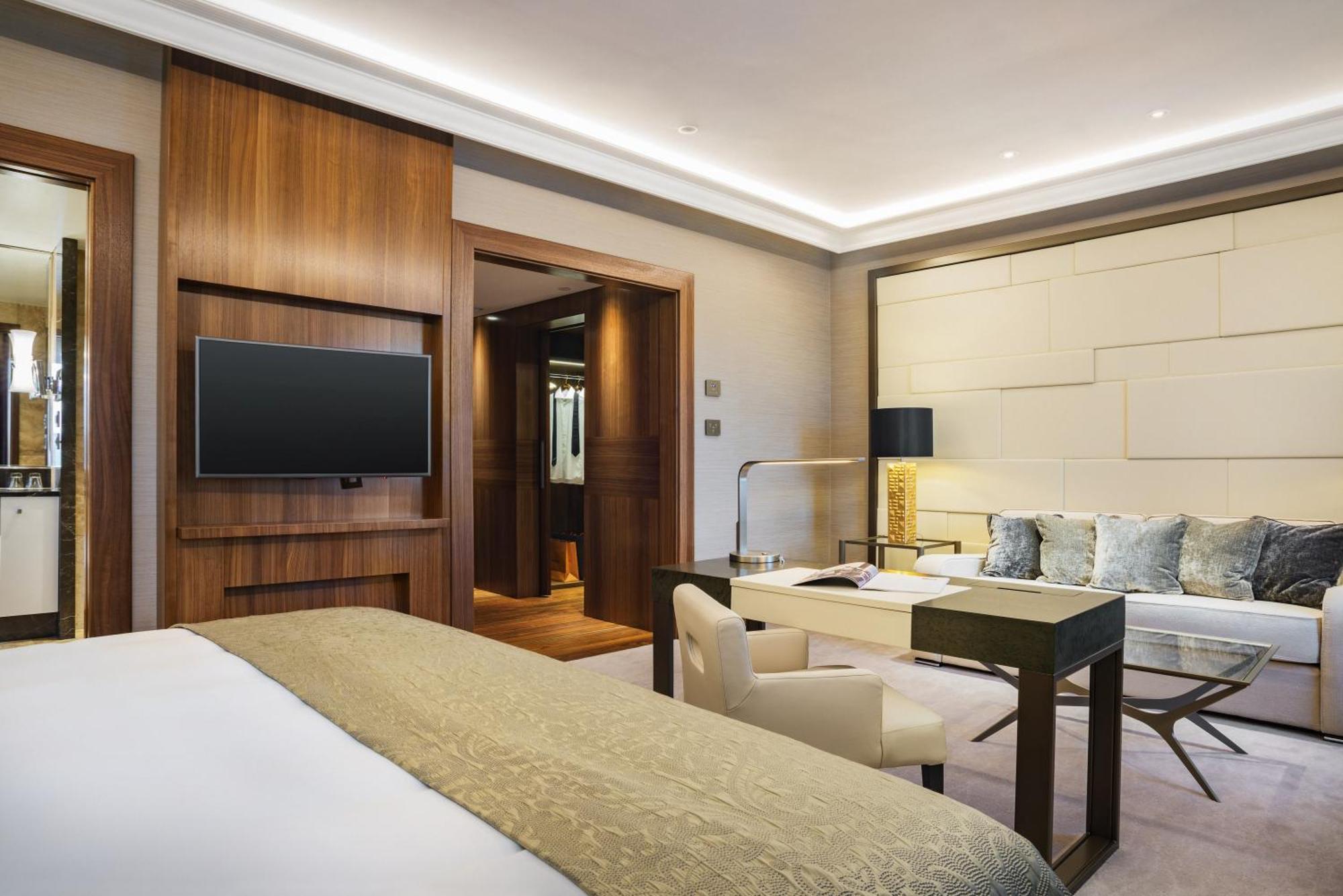 Deluxe Room King,1454715139:JPEG