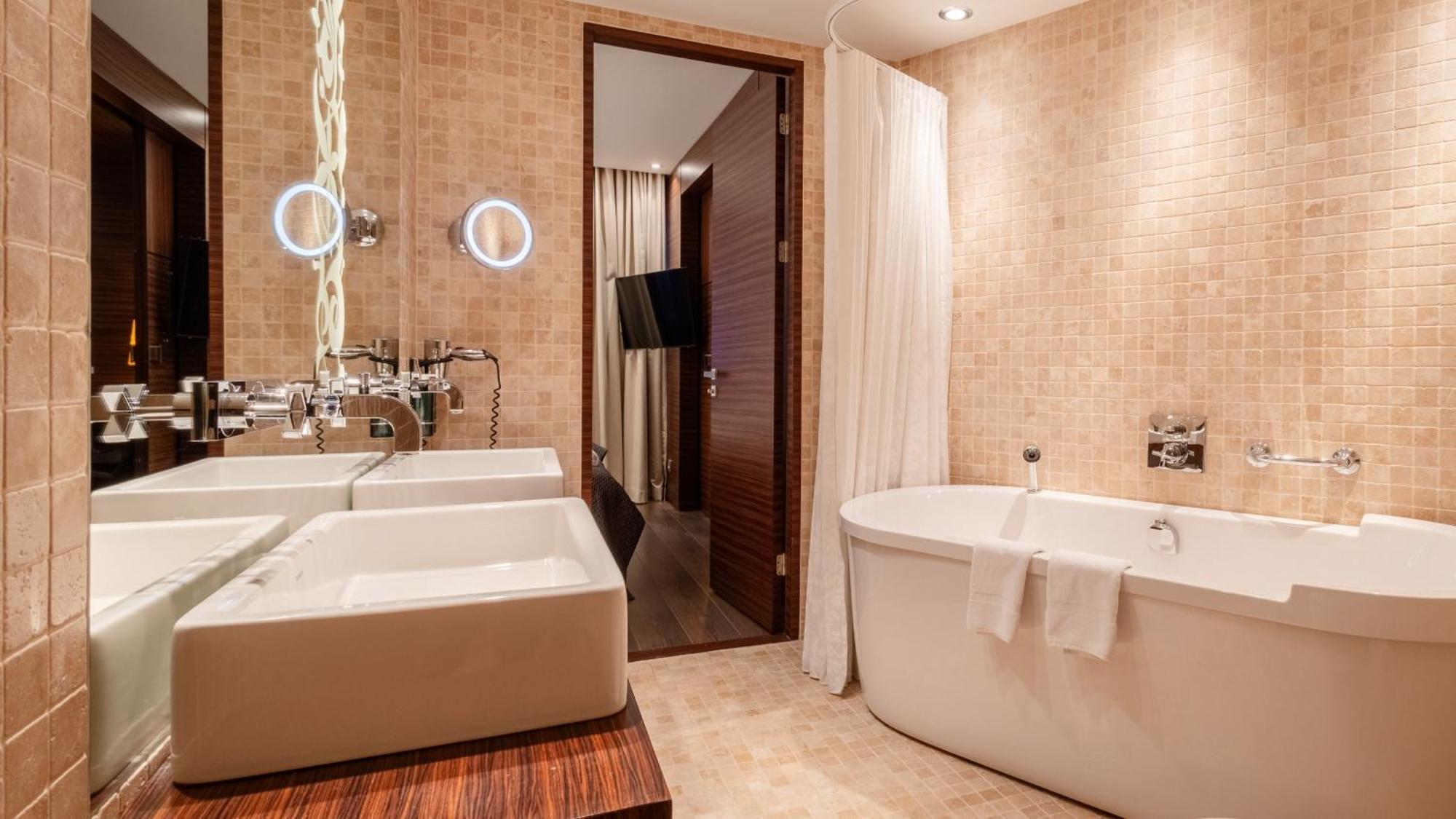 Thema Suite