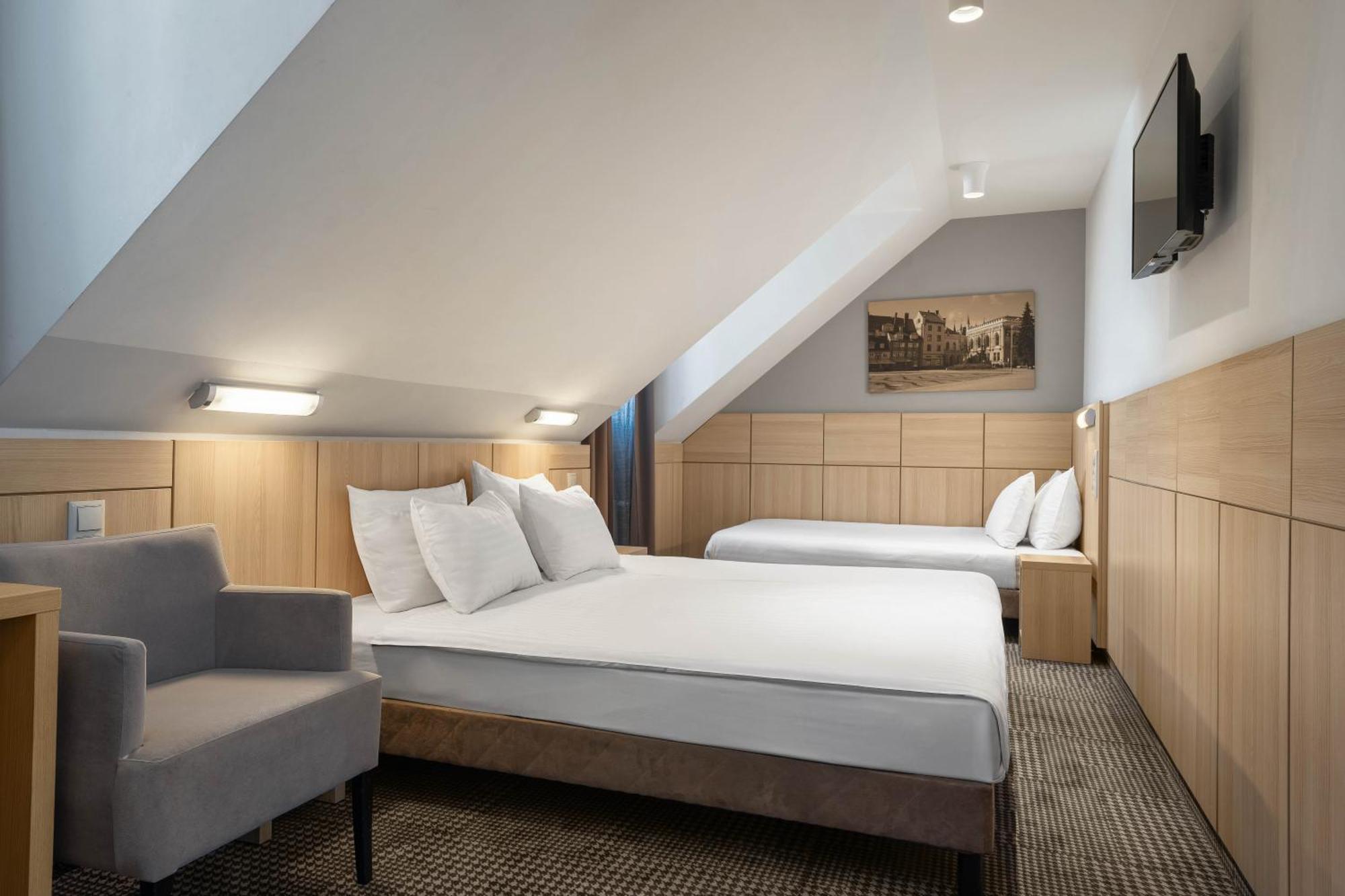 Standard Triple Room,1637726356:JPEG